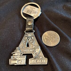 MIAMI BEACH INITIAL A PEWTER KEY CHAIN NWT JOJOs
